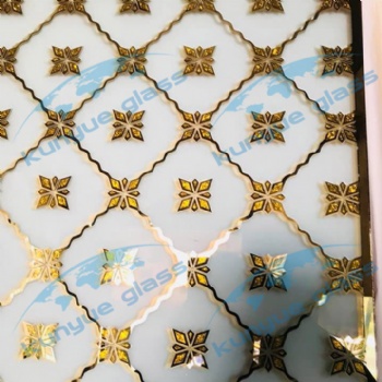 酸洗冰花镀亮金黄玻璃